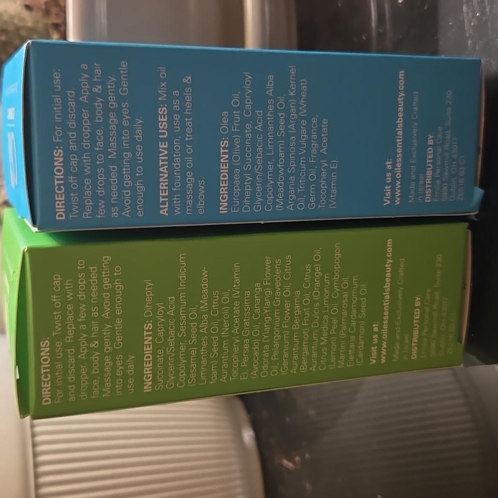 ESSENTIAL OILS - Picture 3 of 4
